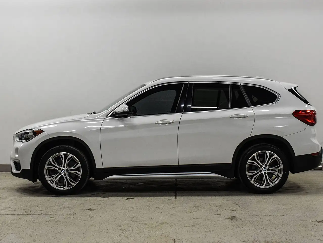 BMW X1 снимка BMW X1