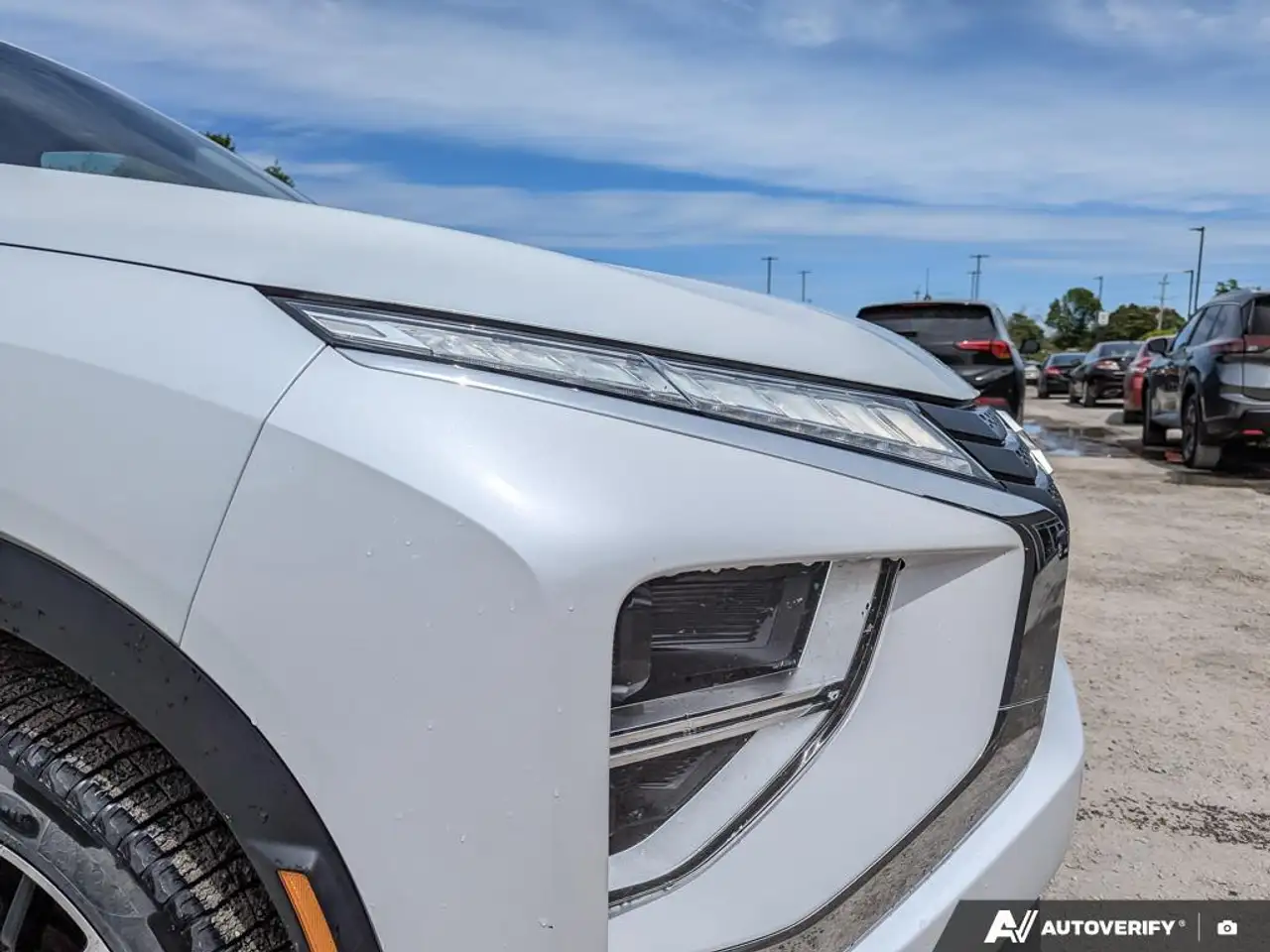 Mitsubishi Eclipse Cross снимка Mitsubishi Eclipse Cross