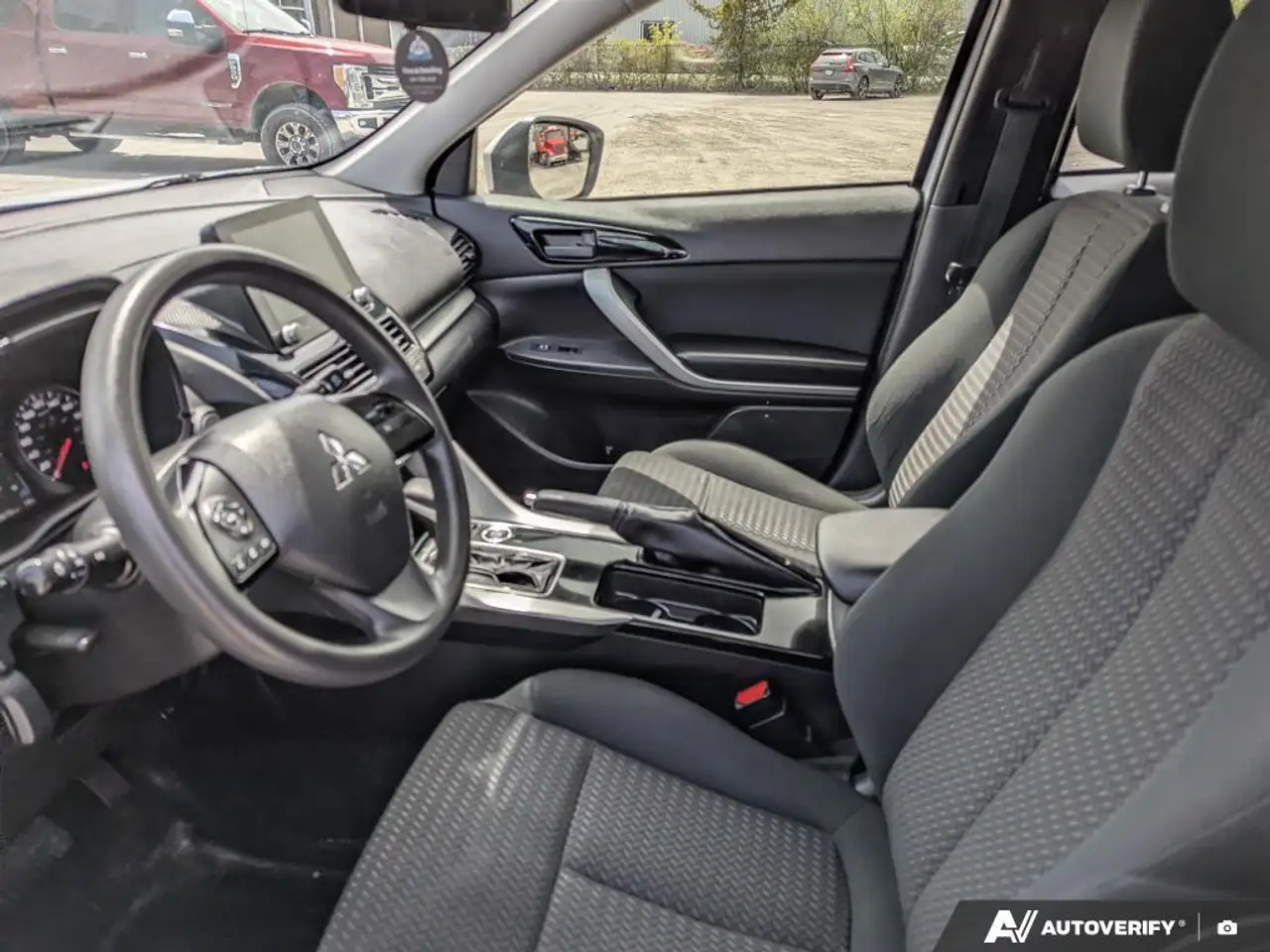 Mitsubishi Eclipse Cross снимка Mitsubishi Eclipse Cross