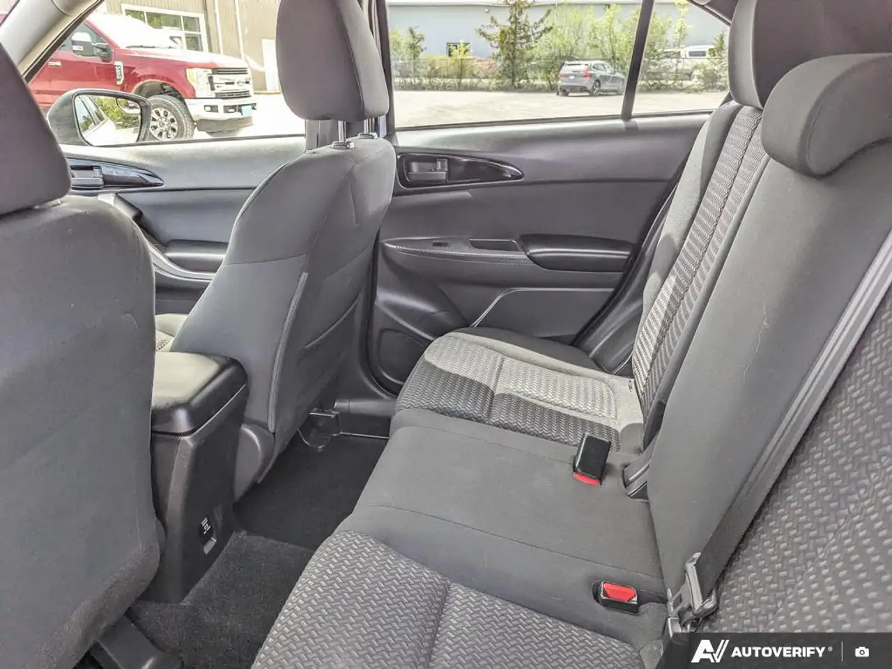 Mitsubishi Eclipse Cross снимка Mitsubishi Eclipse Cross