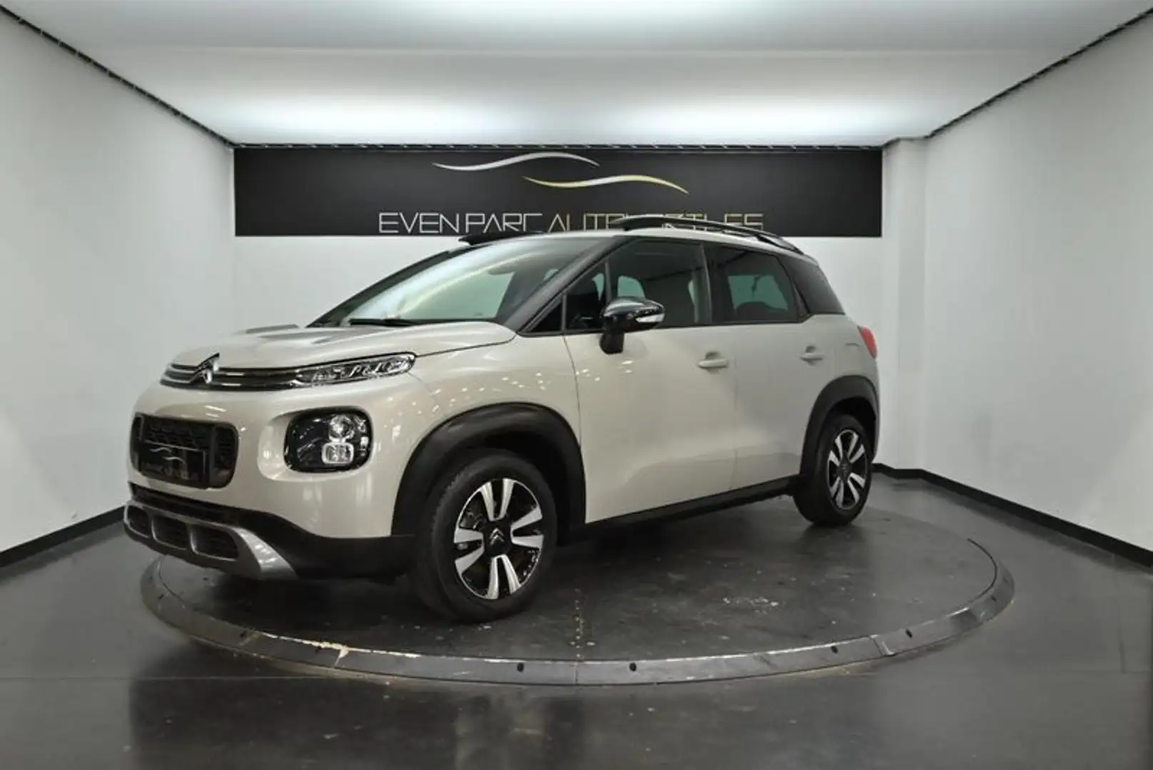 Citroen C3 Aircross BUSINESS BlueHDi 100 S&S BVM6 Shine - 1