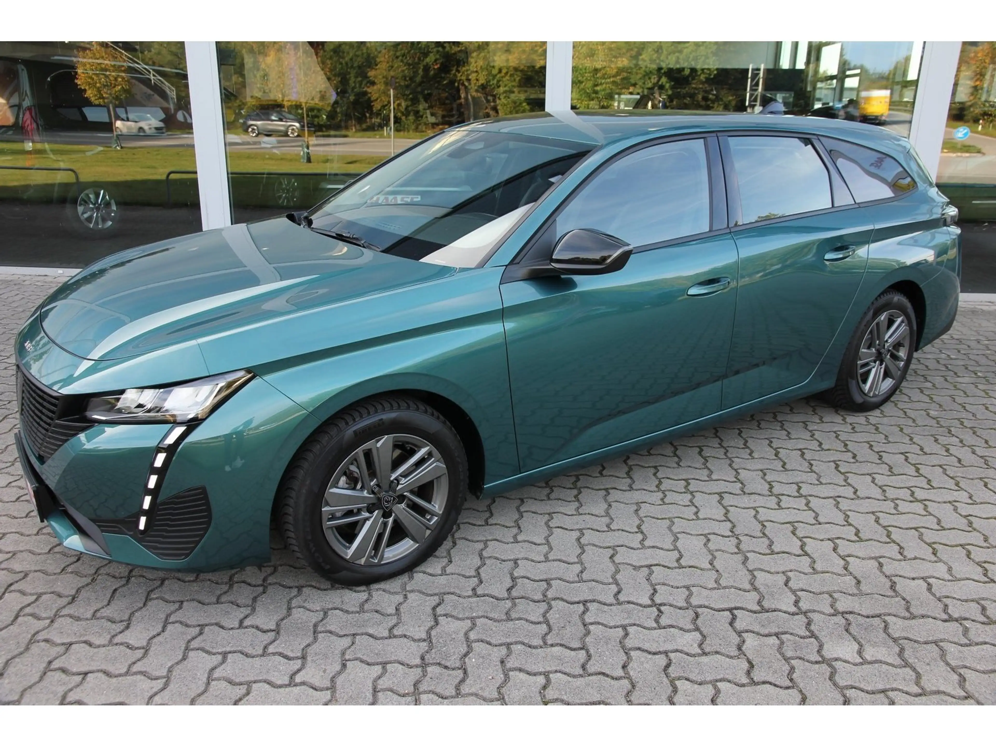 Peugeot 308 SW Active HDi 130 TEMP SHZ FSH ZV LED PDC
