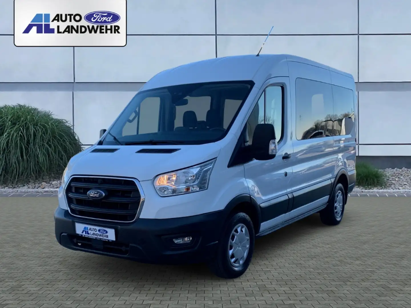 Ford Transit Kombi 350 L3 Trend 2.0 TDCi DPF EU6d-T Apple CarPl Weiß - 1