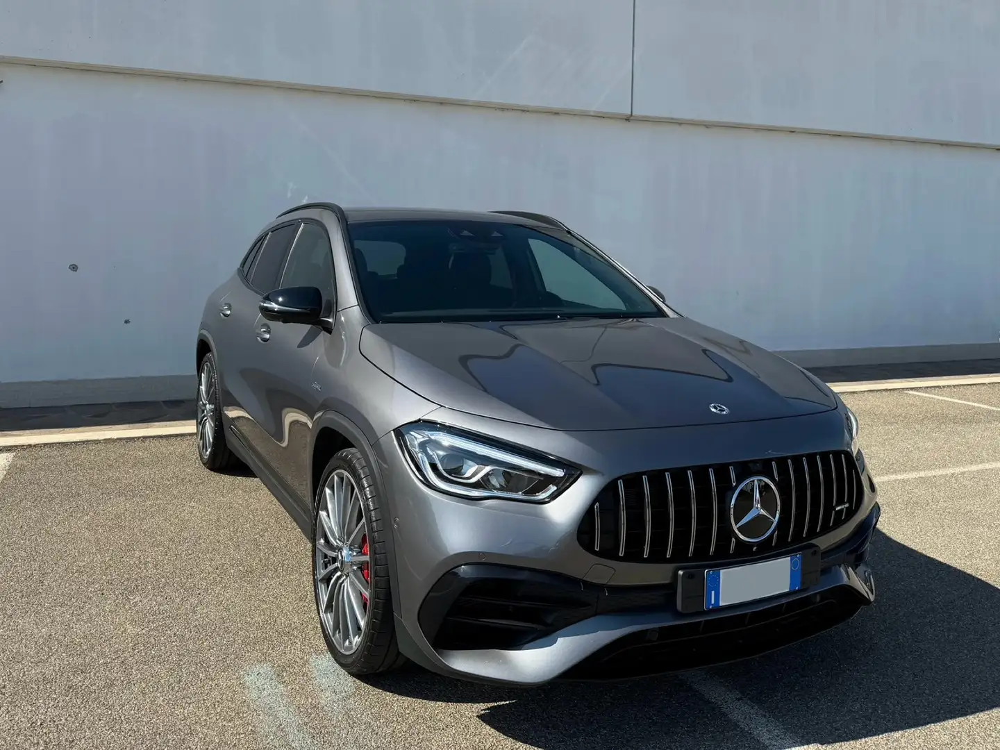 Mercedes-Benz GLA 45 AMG S 4matic+ auto Šedá - 2
