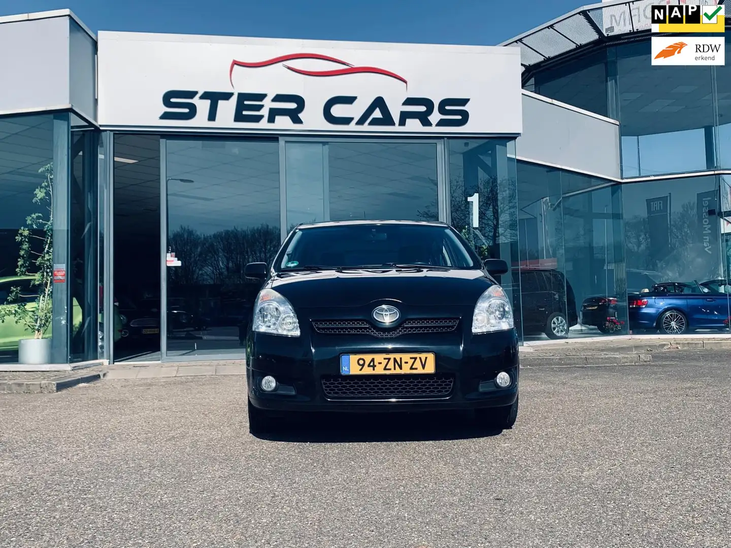 Toyota Verso 1.8 VVT-i Sol, Airco, Navi, Trekhaak, NAP, APK Negru - 1