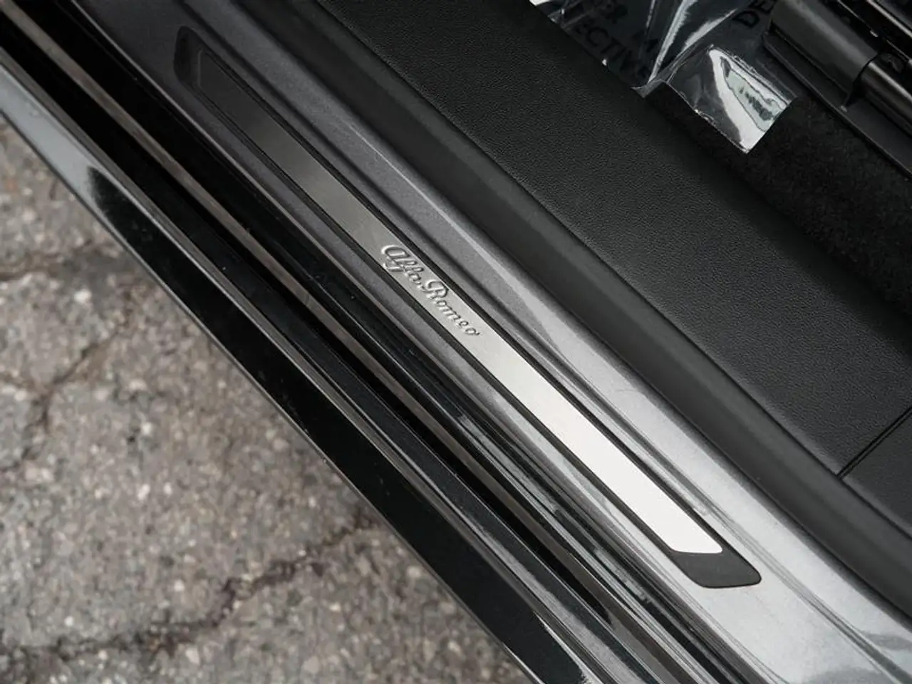 Alfa Romeo Stelvio снимка Alfa Romeo Stelvio