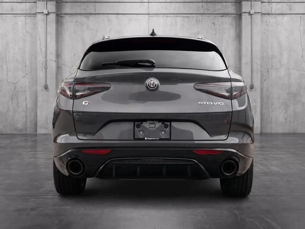 Alfa Romeo Stelvio снимка Alfa Romeo Stelvio