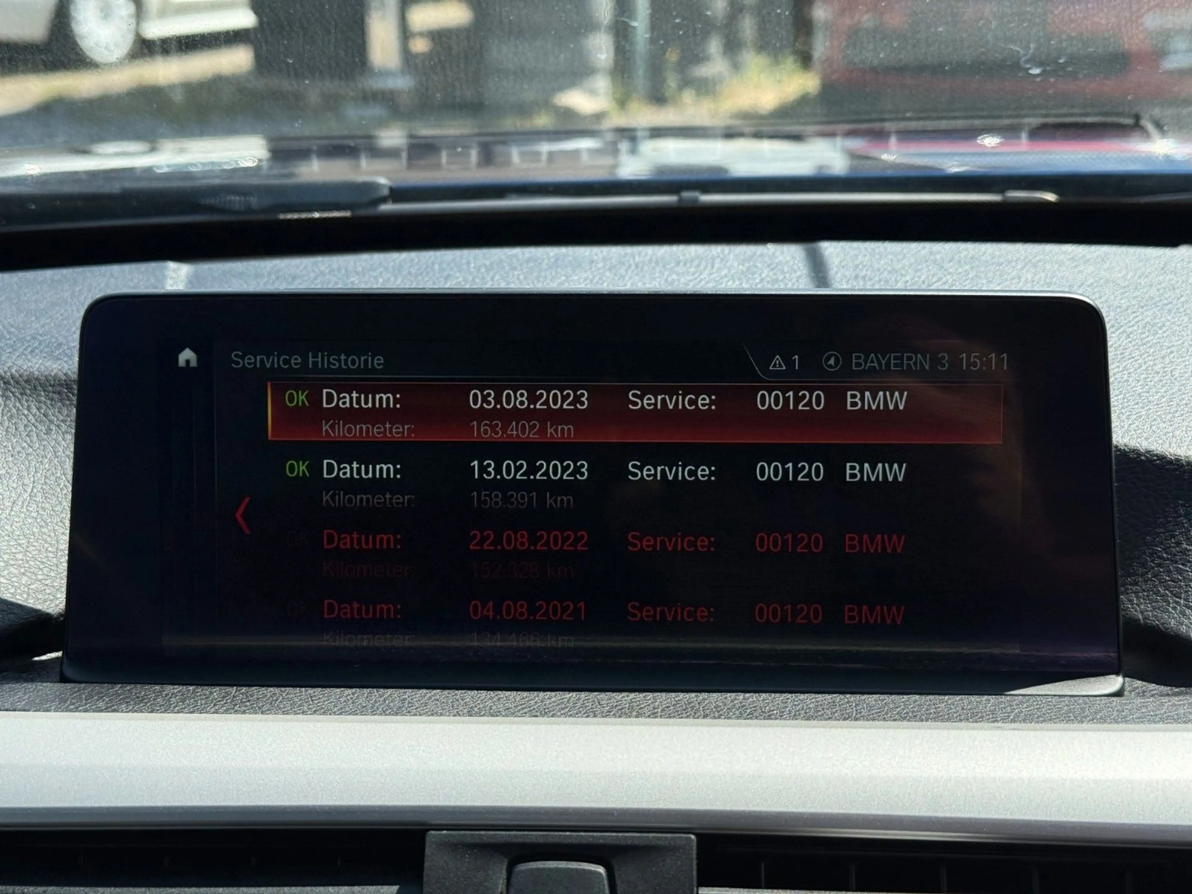 BMW 320 i xDrive Advantage LED Navi Automatik EU6 Tüv — photo 14