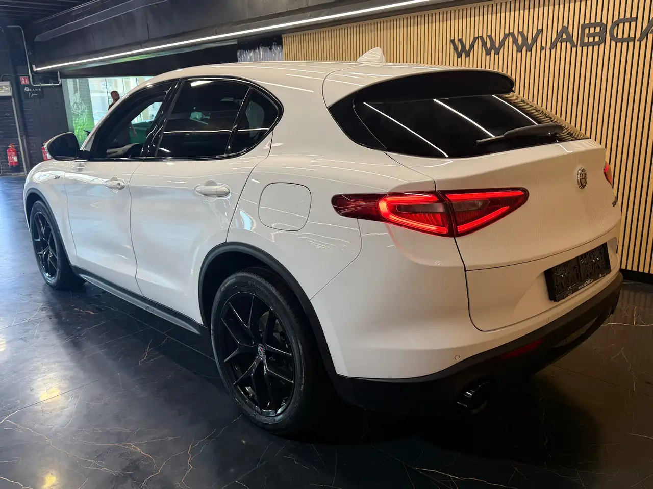 Alfa Romeo Stelvio 2.2MJD SPRINT SPORT ** GARANTIE 12 MOIS ** 1ER PROPRIÉTAIRE **, миниатюра 5