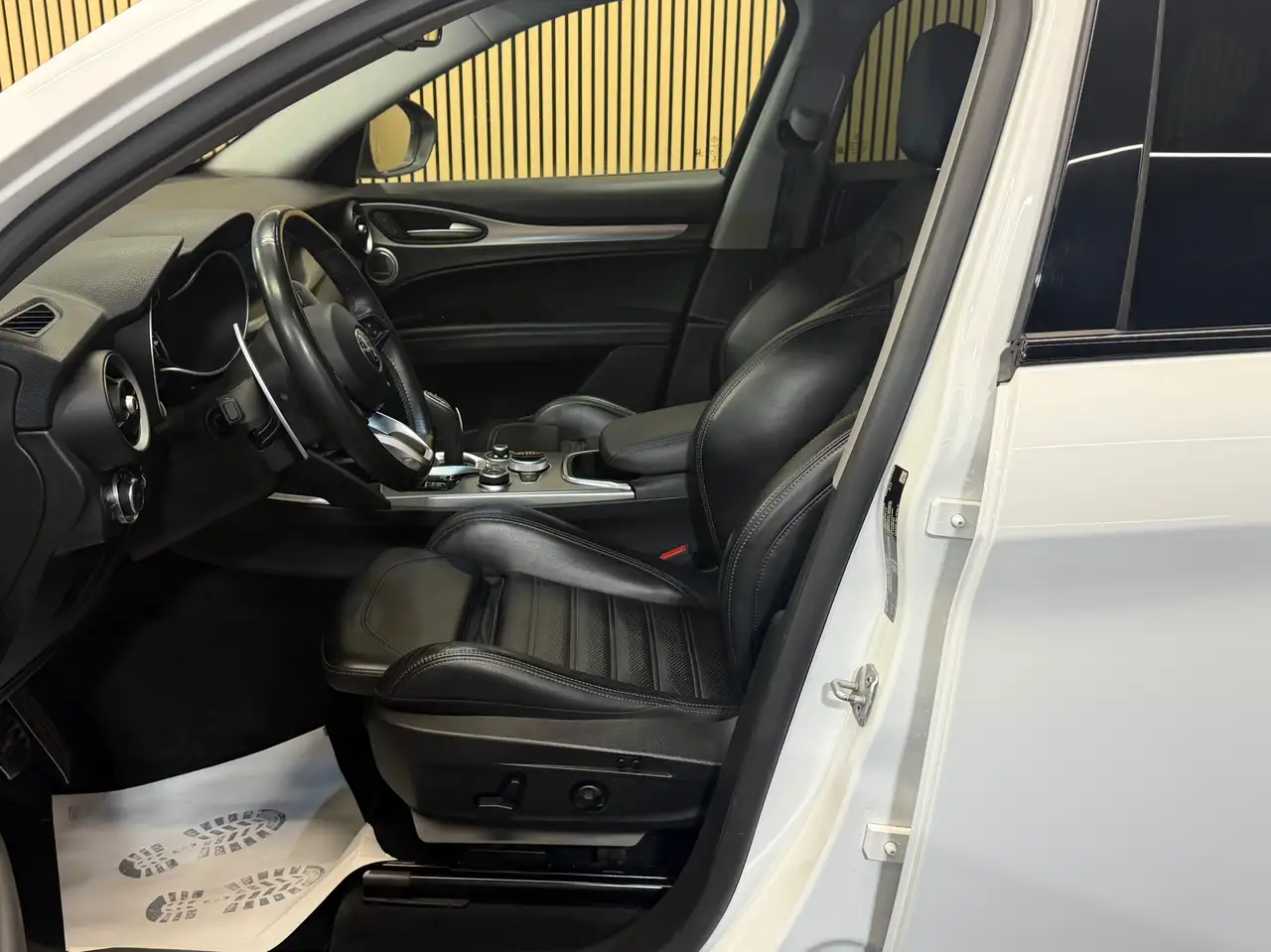 Alfa Romeo Stelvio 2.2MJD SPRINT SPORT ** GARANTIE 12 MOIS ** 1ER PROPRIÉTAIRE **, миниатюра 9