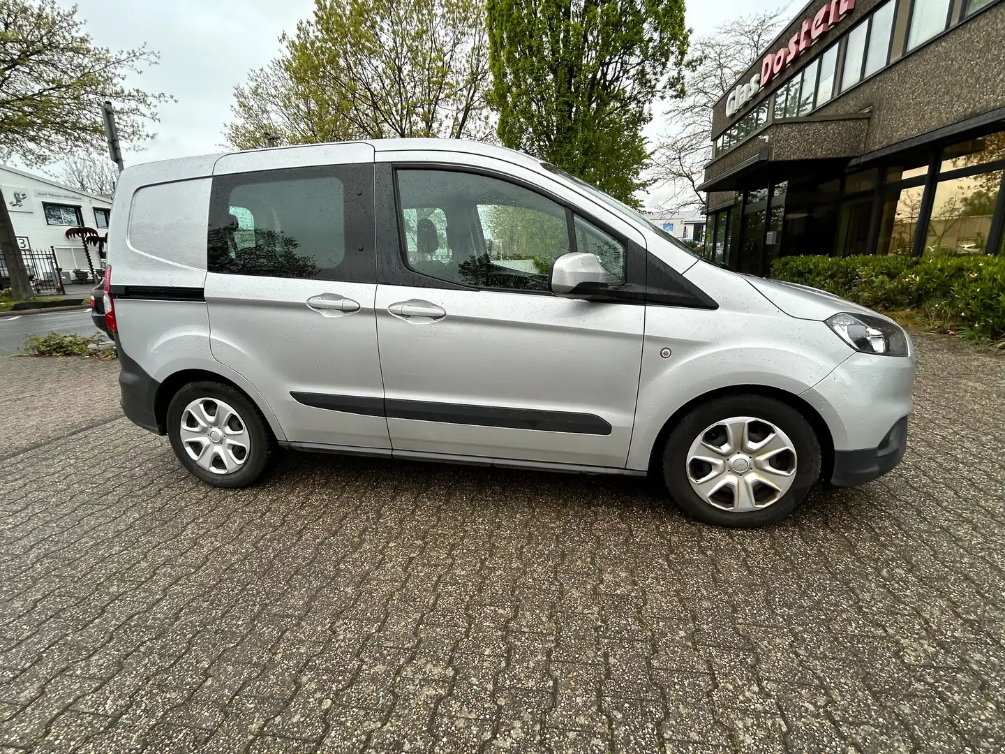 Ford Tourneo Connect 1.5 EcoBlue Zilver - 2