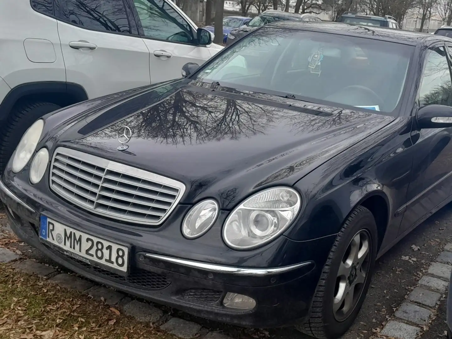 Mercedes-Benz E 270 E-Klasse CDI Elegance Чорний - 1