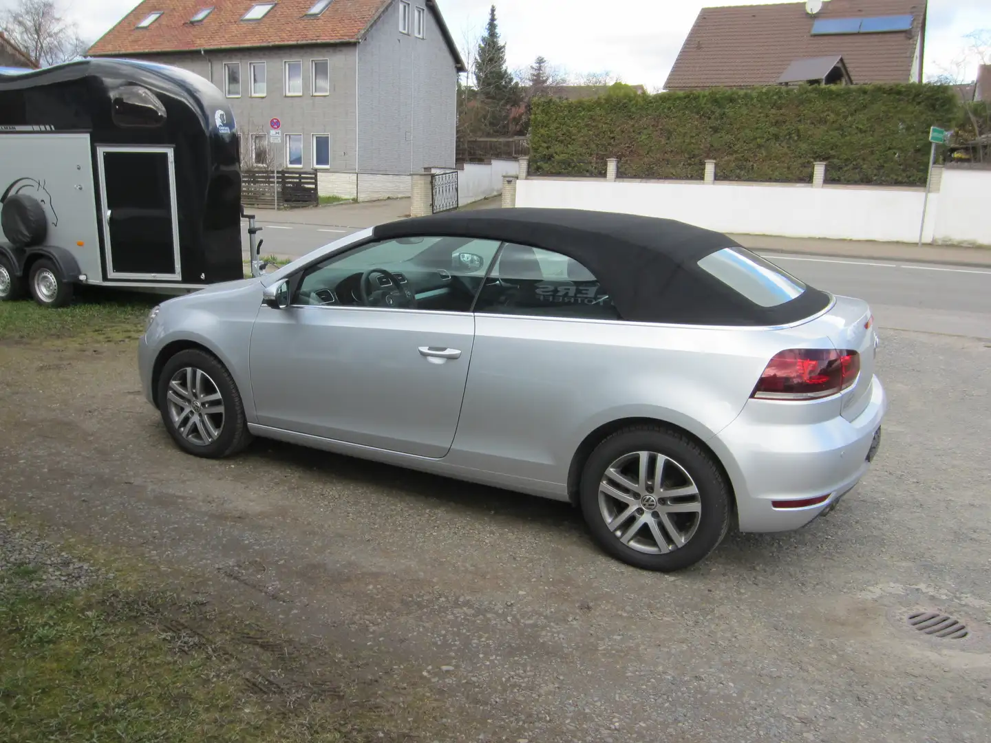 Volkswagen Golf Cabriolet elektrisches Dach Klima PDC Tempüomat siva - 2