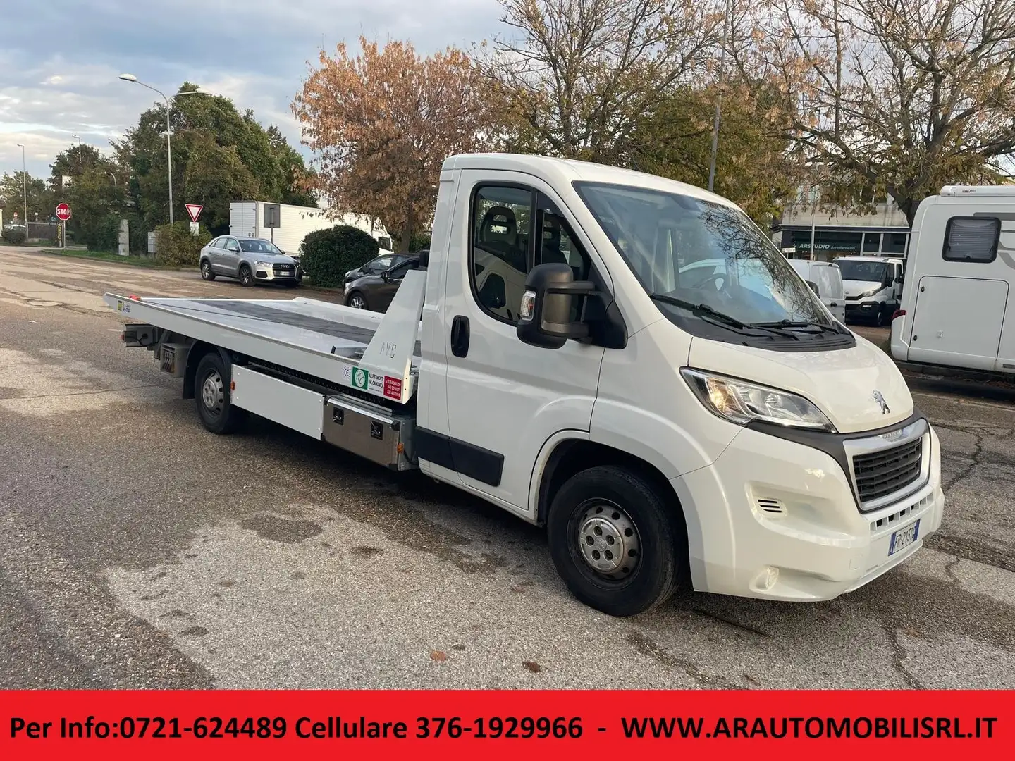 Iveco Daily BOXER 2.0 HDI 130cv CARROATTREZZI SCARRABILE Blanc - 1