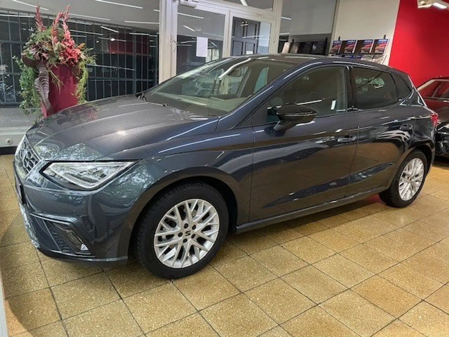 SEAT Ibiza FR Grau - 1