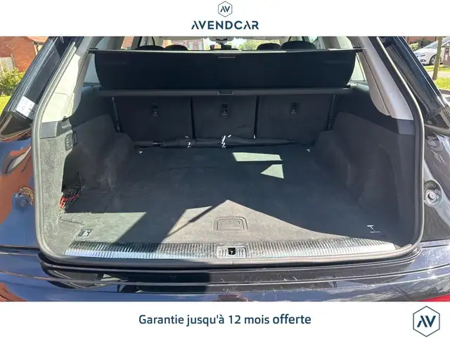 Audi Q7 view 14