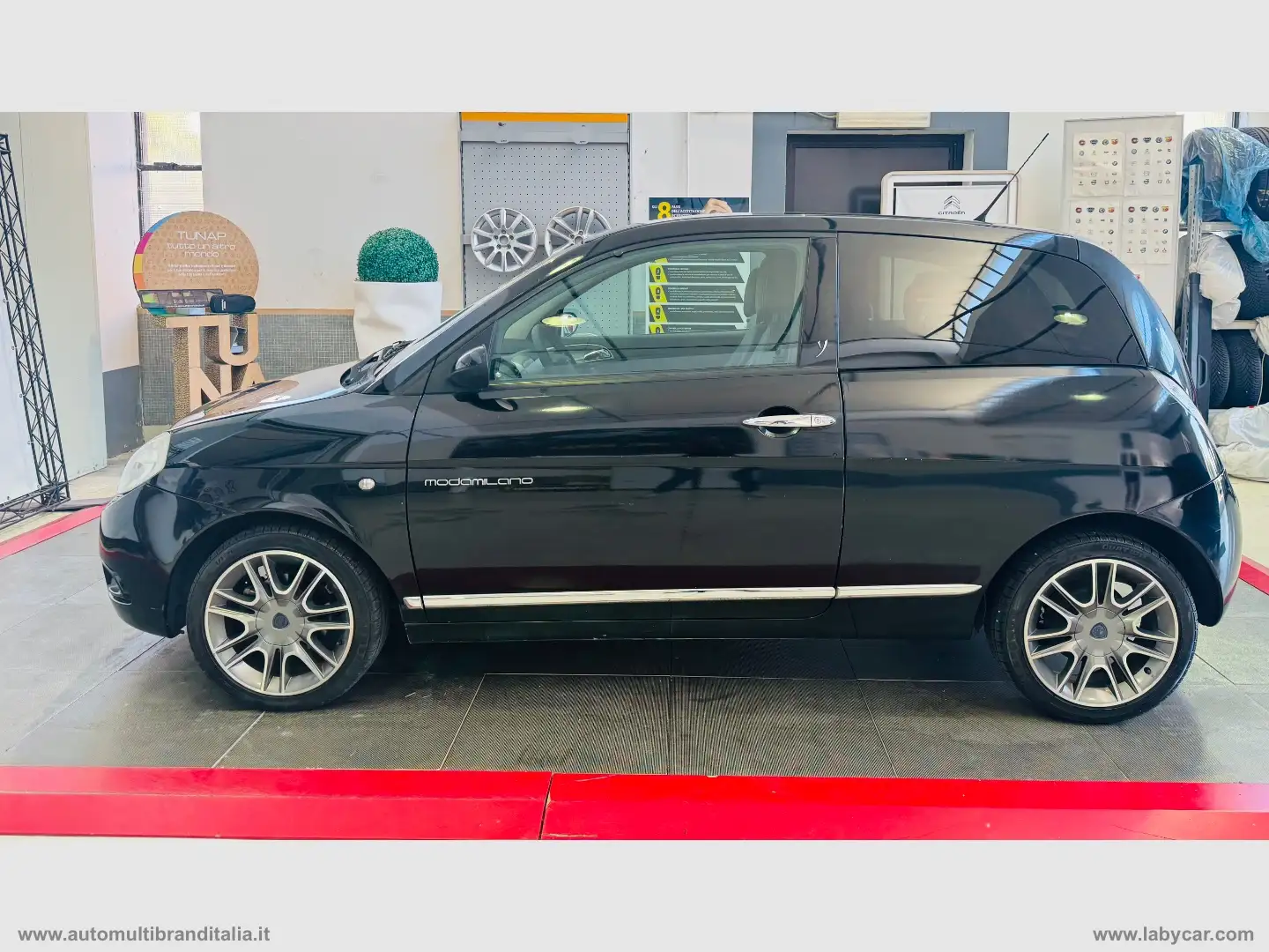 Lancia Ypsilon 1.2 Modamilano Nero - 2