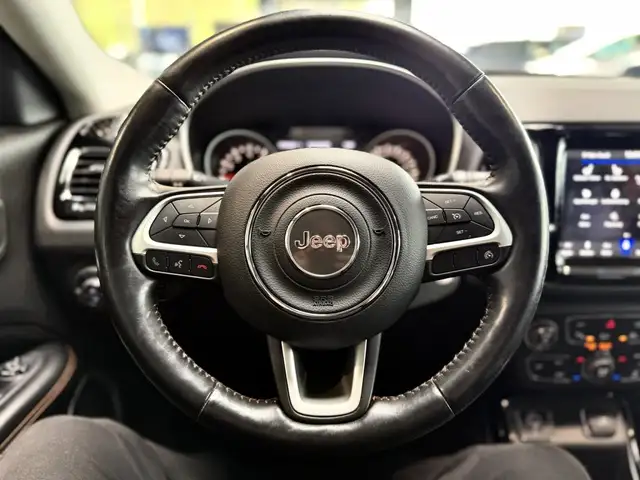 Jeep Compass view 15