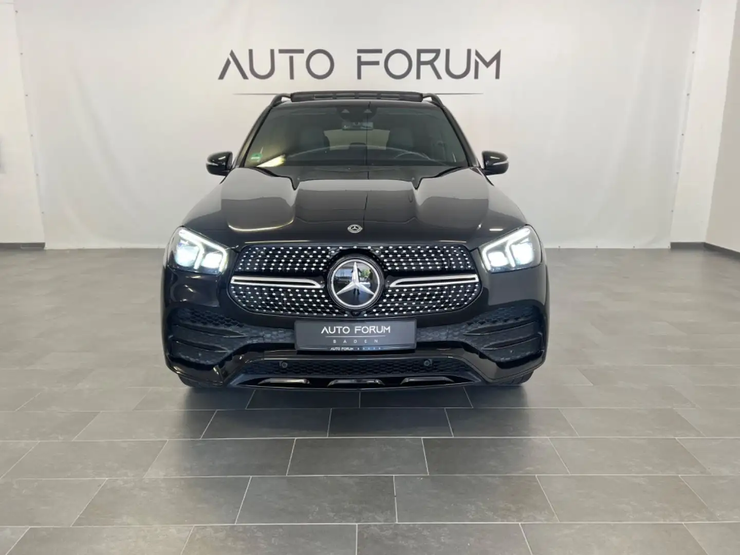 Mercedes-Benz GLE 350 d 4Matic*AMG*Pano*AssistPlus*AHK* Schwarz - 2