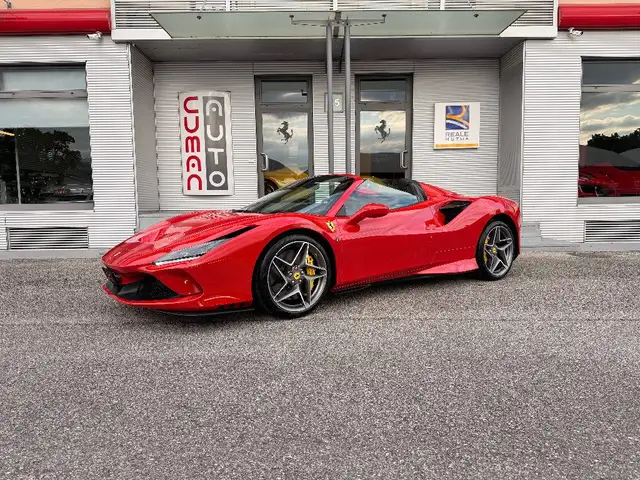 Ferrari F8 Spider Spider