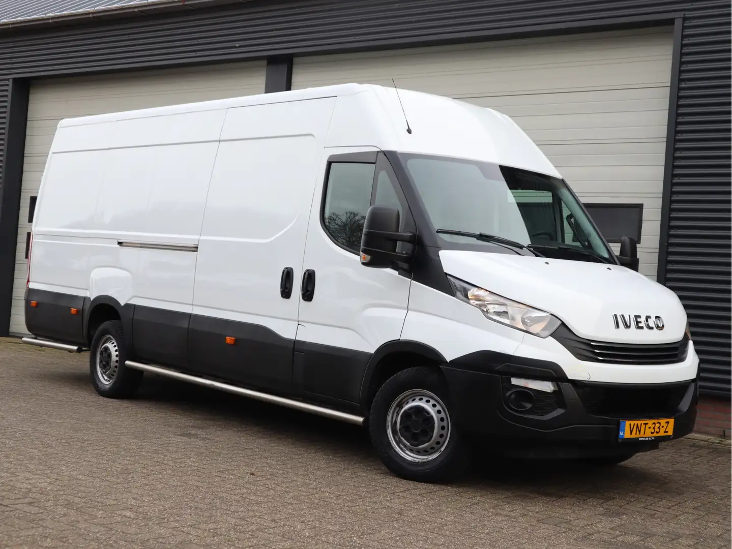Iveco Daily 35S13 Hi-Matic Euro 6 WB 410 cm - L4H2 Maxi - Crui Blanc - 2