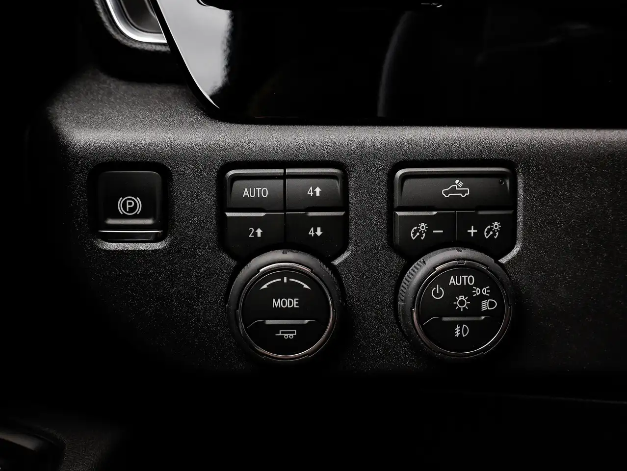 Chevrolet Silverado 1500 photo Chevrolet Silverado 1500