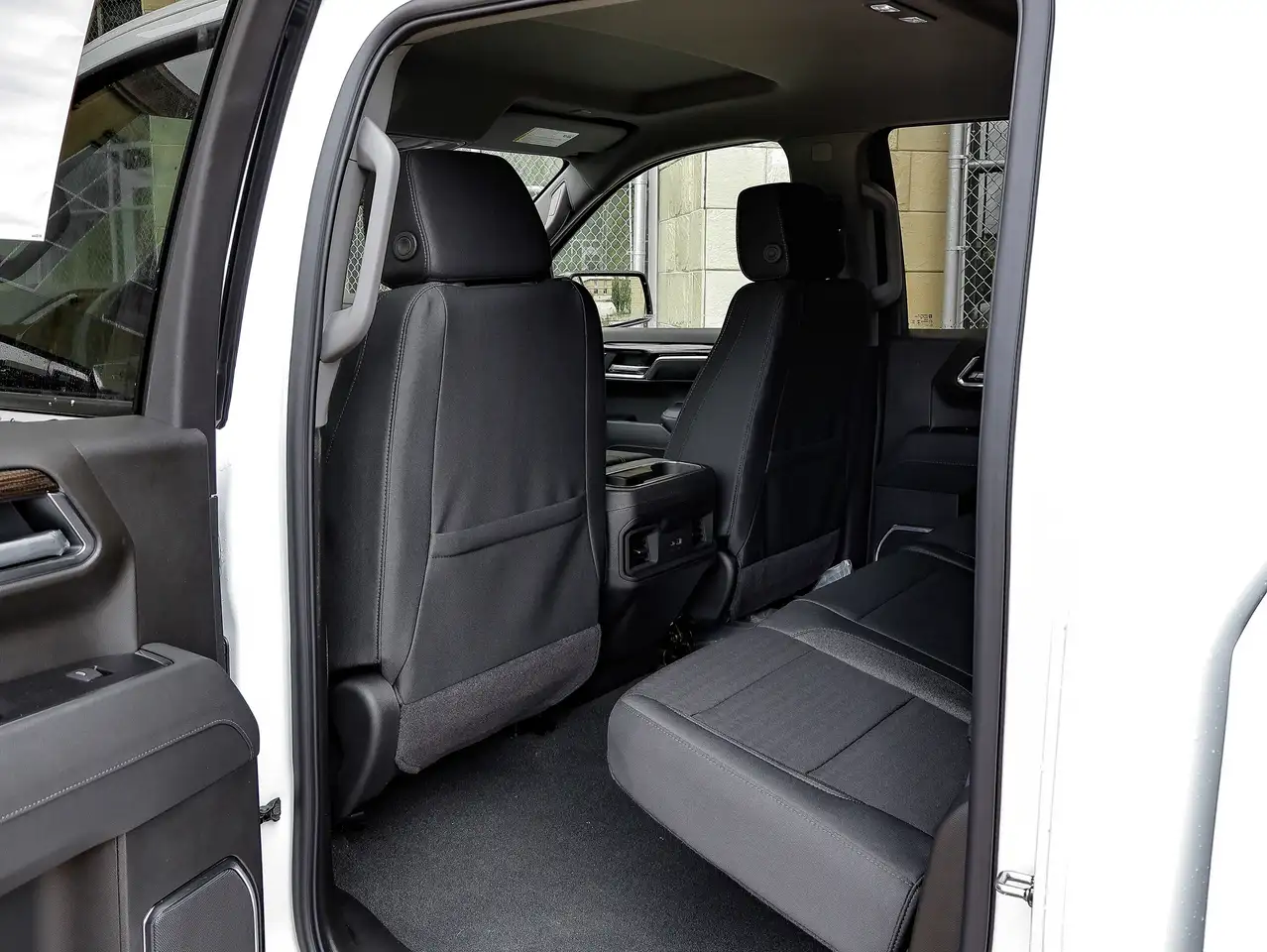 Chevrolet Silverado 1500 photo Chevrolet Silverado 1500