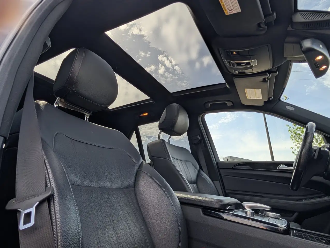 Mercedes-Benz GLE снимка Mercedes-Benz GLE