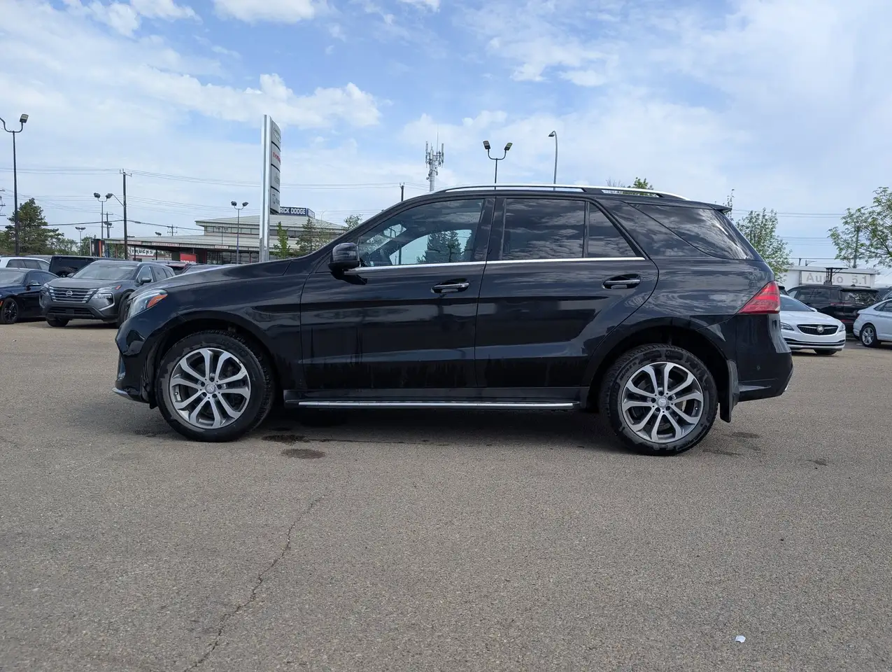 Mercedes-Benz GLE снимка Mercedes-Benz GLE