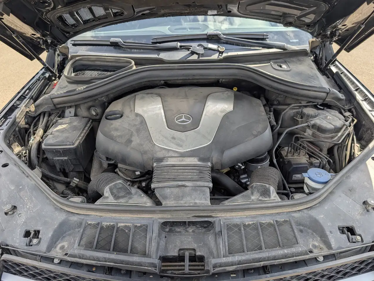 Mercedes-Benz GLE снимка Mercedes-Benz GLE