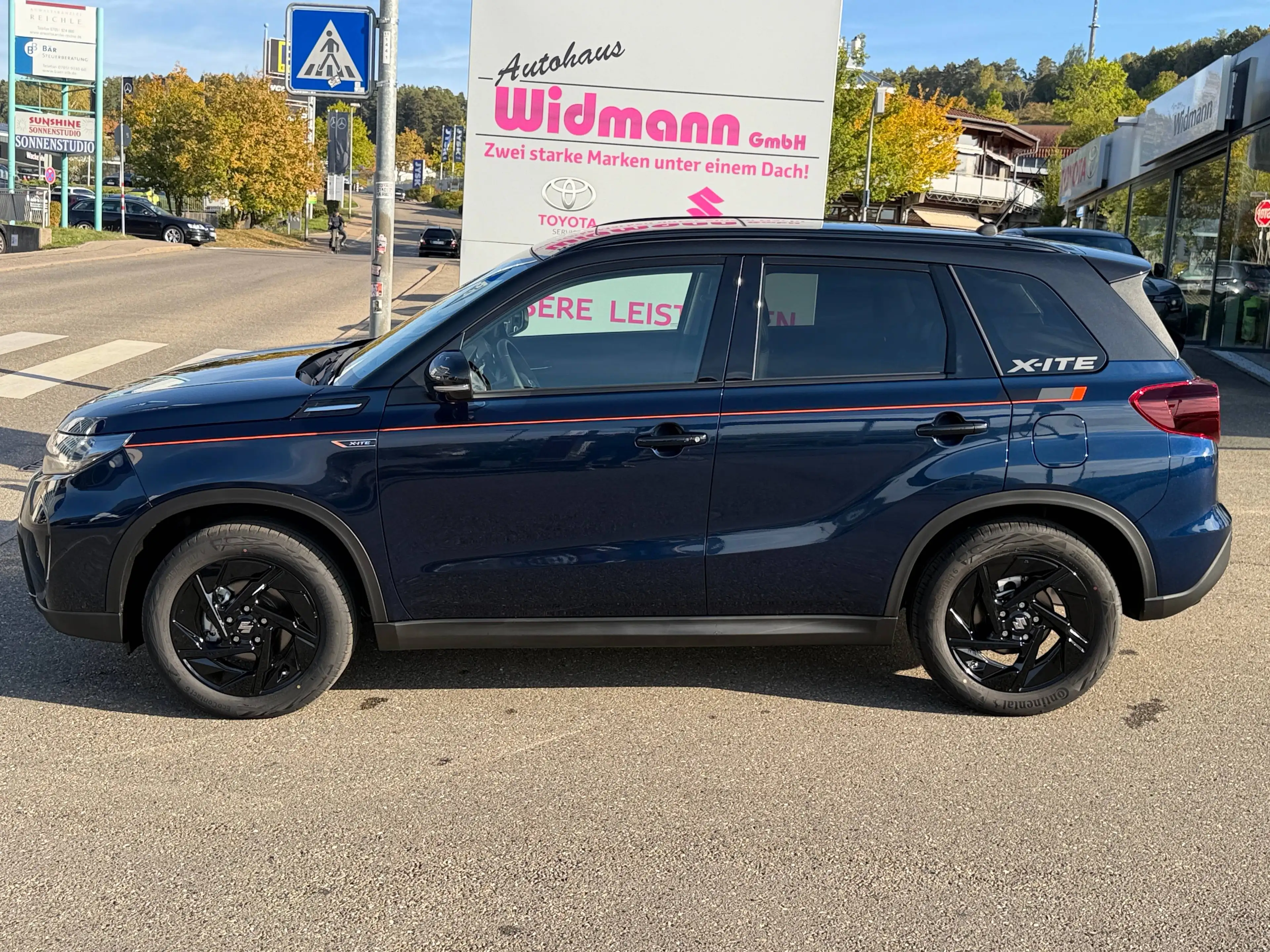 Suzuki Vitara 1.4 Hybrid Allrad Comfort+ X-ITE Automatik Schiebedach Kamera Sitzheizung Navigation KEIN RE-IMPORT — photo 3