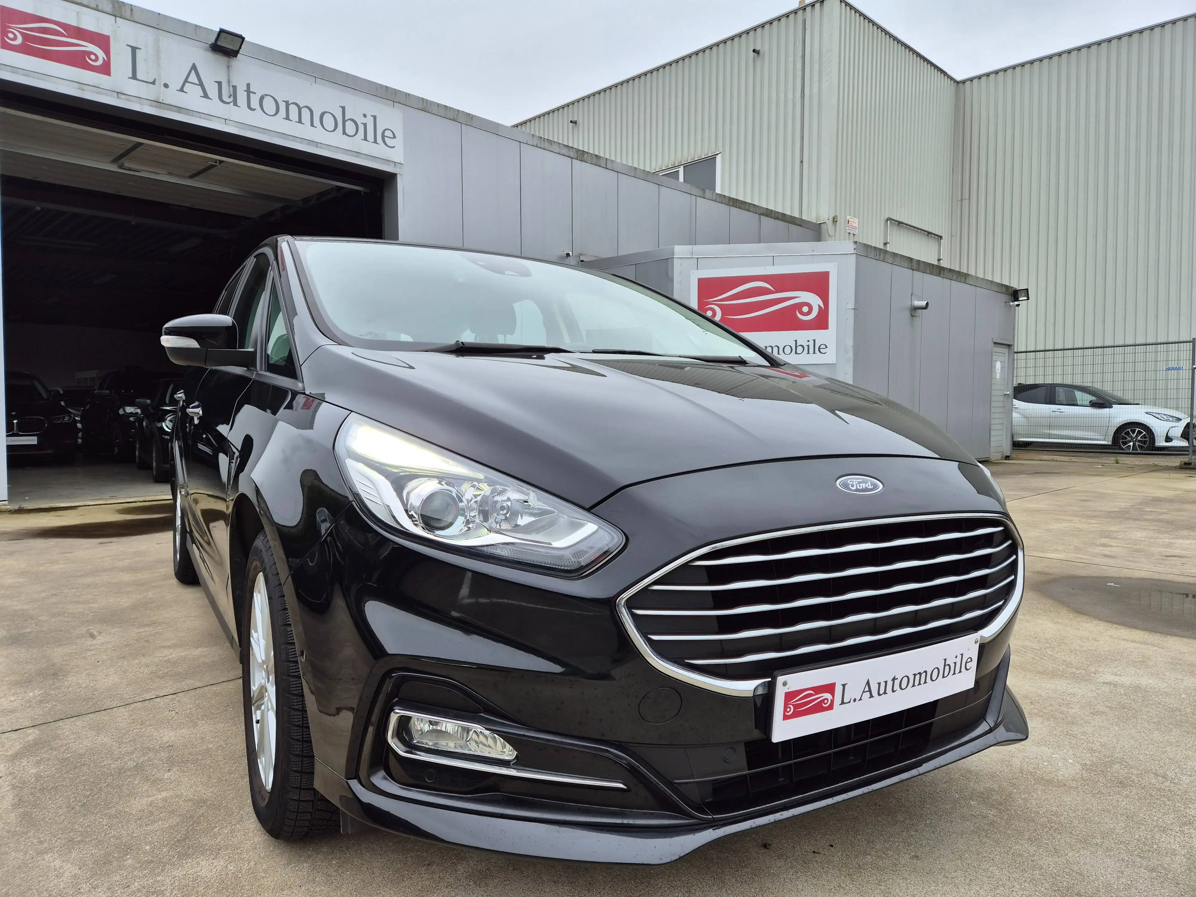 Ford S-Max 2.5i AUTO. HEV HYBRID 43.085 KM !! 2022 !! — photo 3