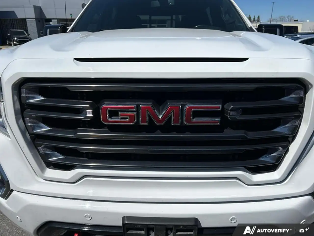 GMC Sierra 1500 снимка GMC Sierra 1500