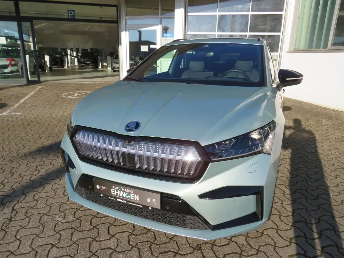 Skoda Enyaq 80 x 82 kWh 195 KW Founders Edition Suite, Argent - 1