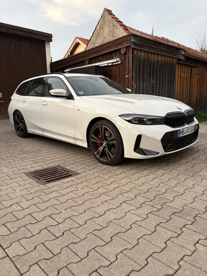 BMW 320