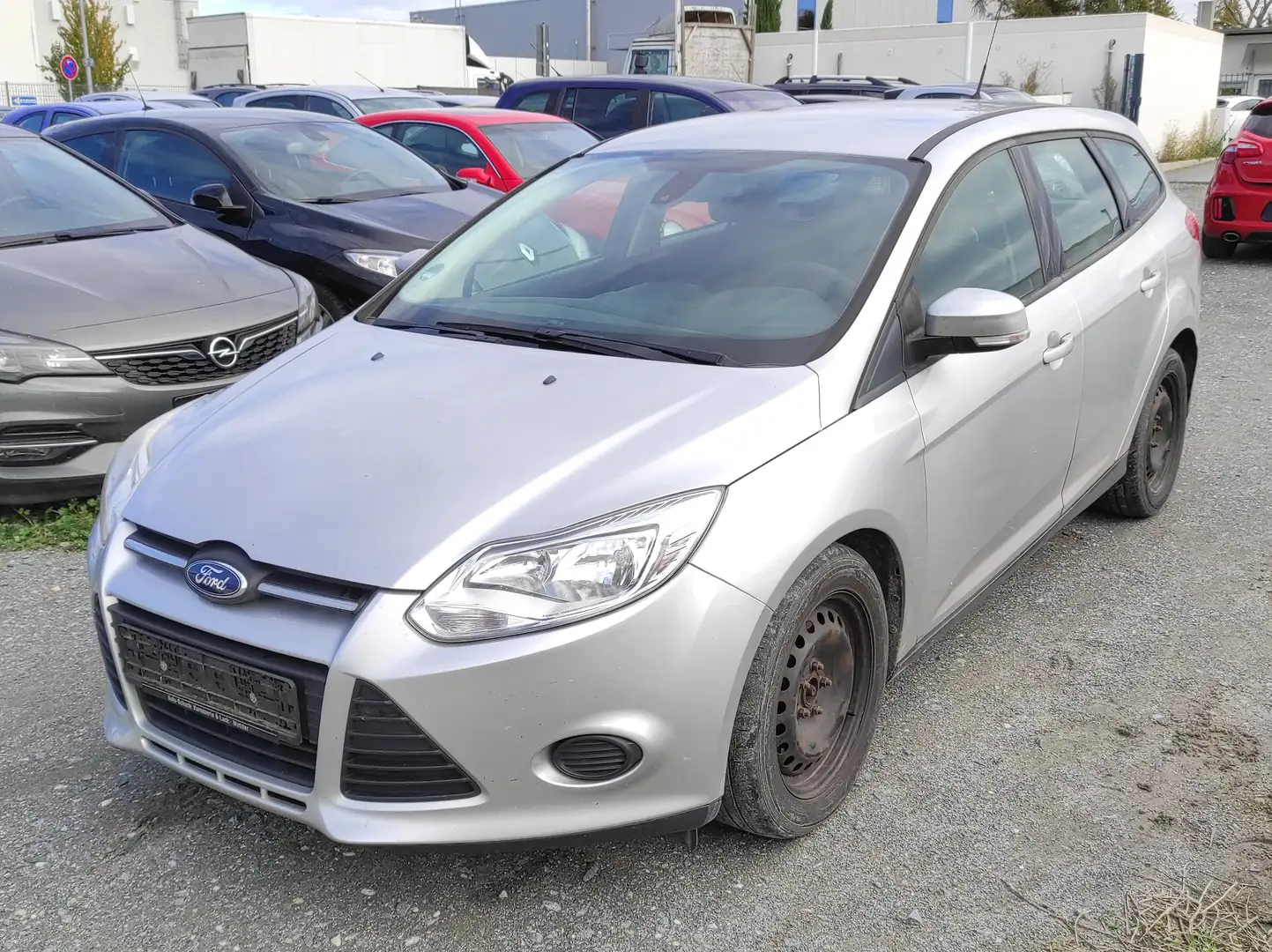Ford Focus 2.0 AUTOMATIK EURO-5 KLIMA AUX-IN Trend Silber - 2
