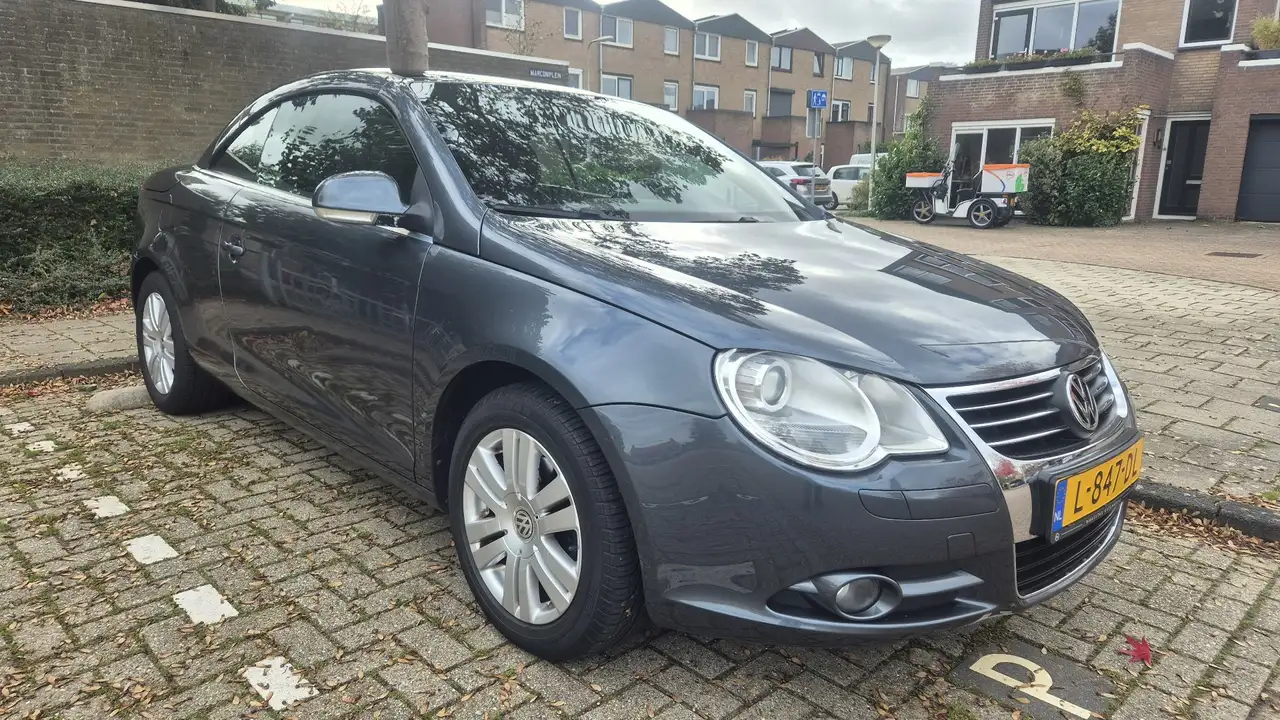 Volkswagen Eos