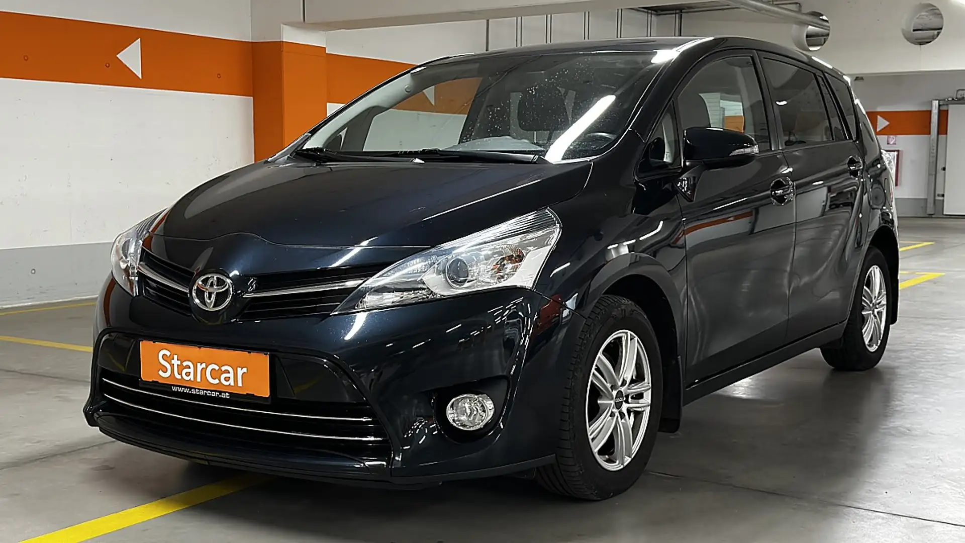 Toyota Verso 1,6 D-4D Active *1.BESITZ*KLIMA* Grau - 2