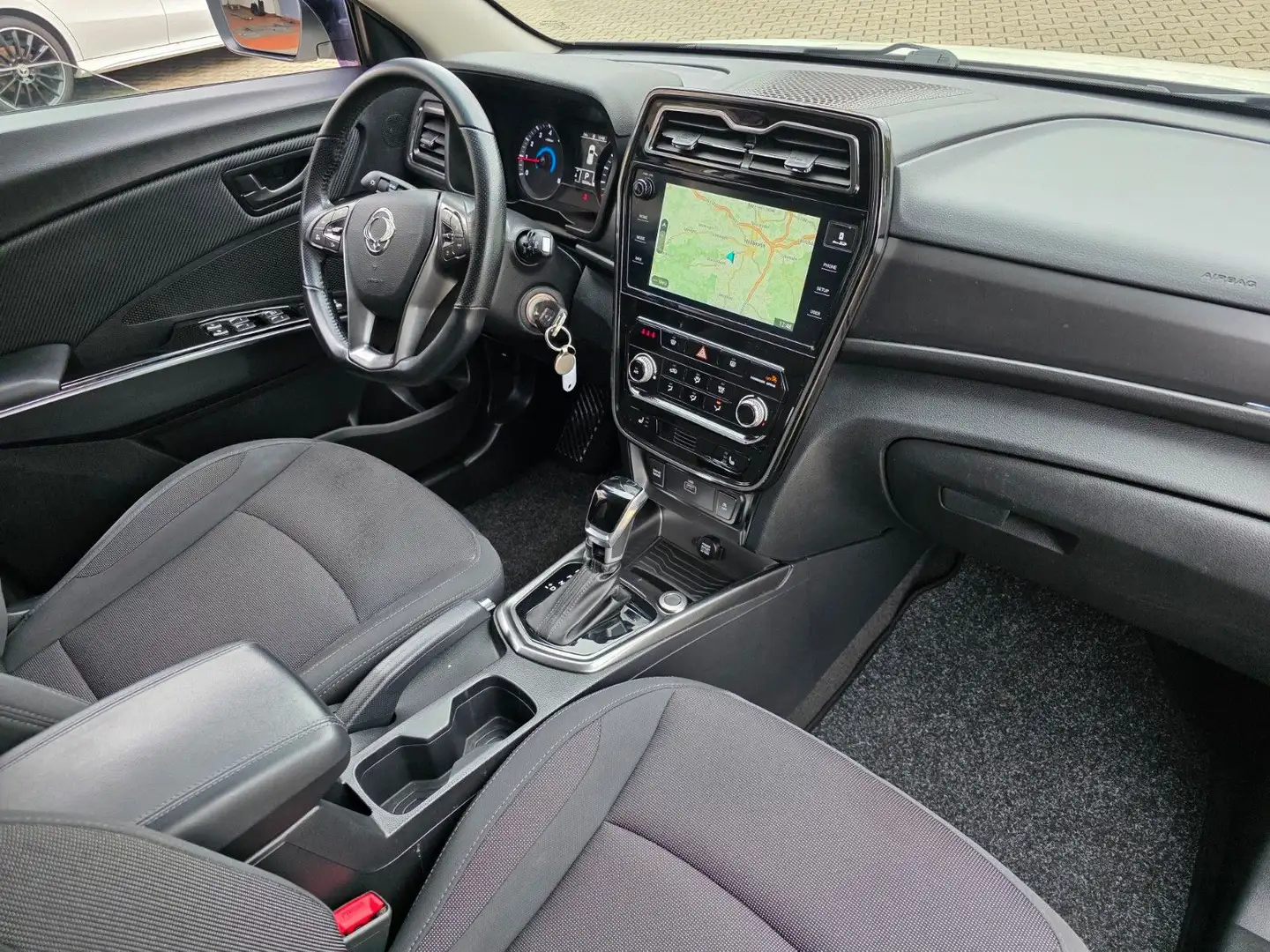 SsangYong Tivoli 1.5 T-GDi Quartz 2WD Automatik/Navi Blanc - 2