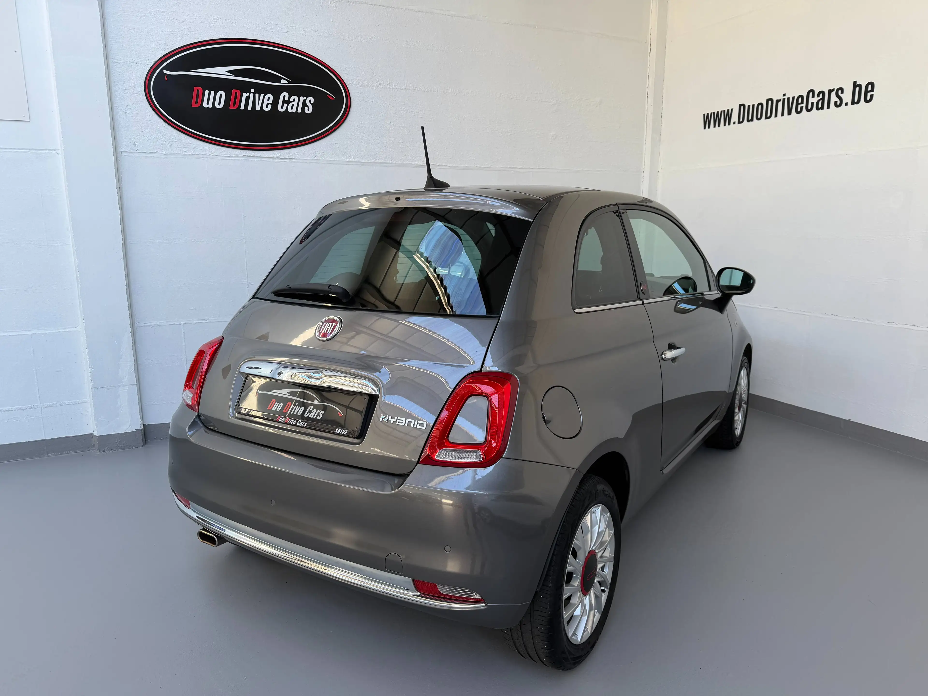 Fiat 500 1.0i MHEV Red - Toit ouvrant - Carplay - Cruise Control - Capteurs de recul - Climatisation - 1 an de garantie — photo 6