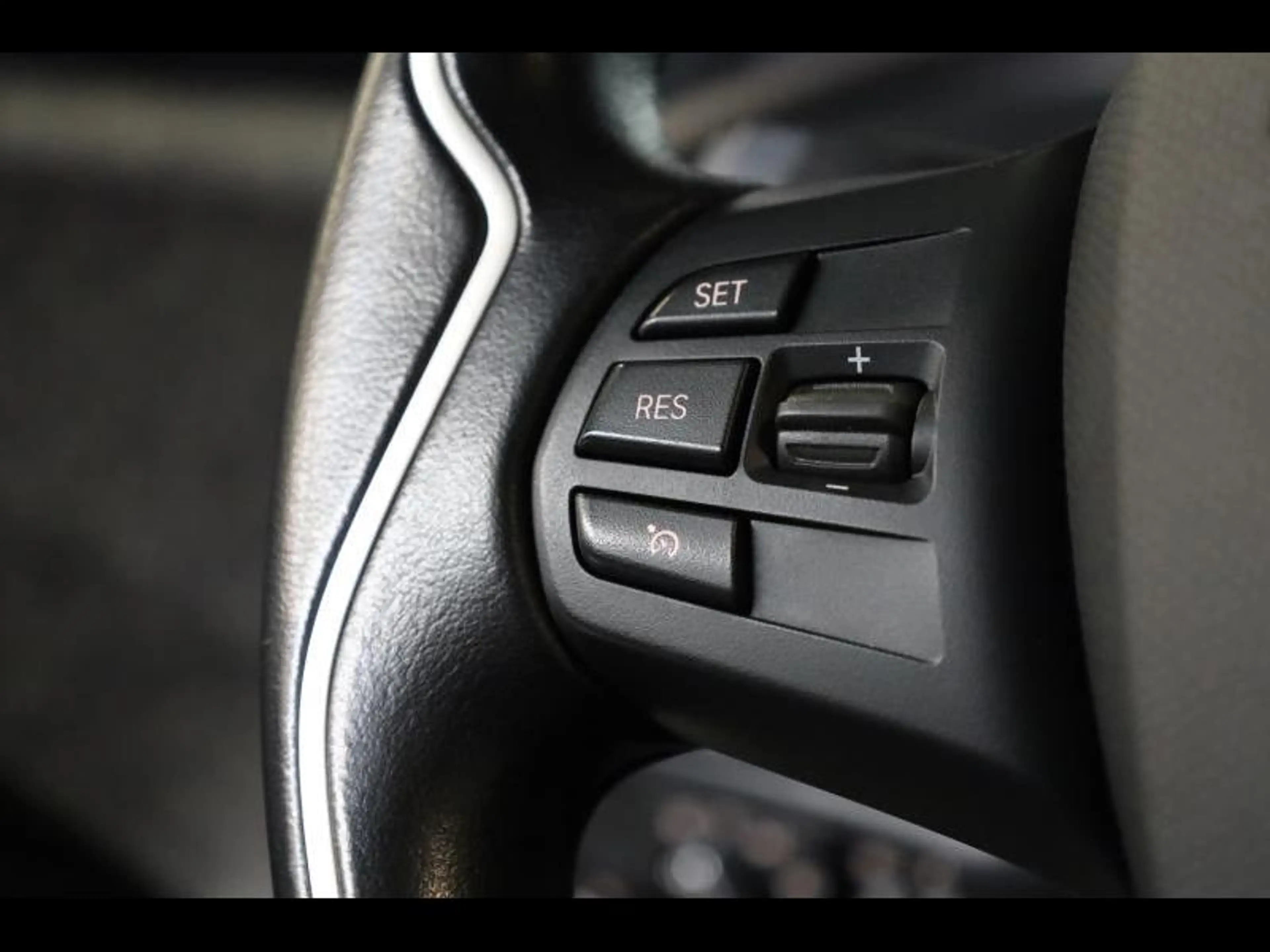 BMW i3 60 REX — photo 11