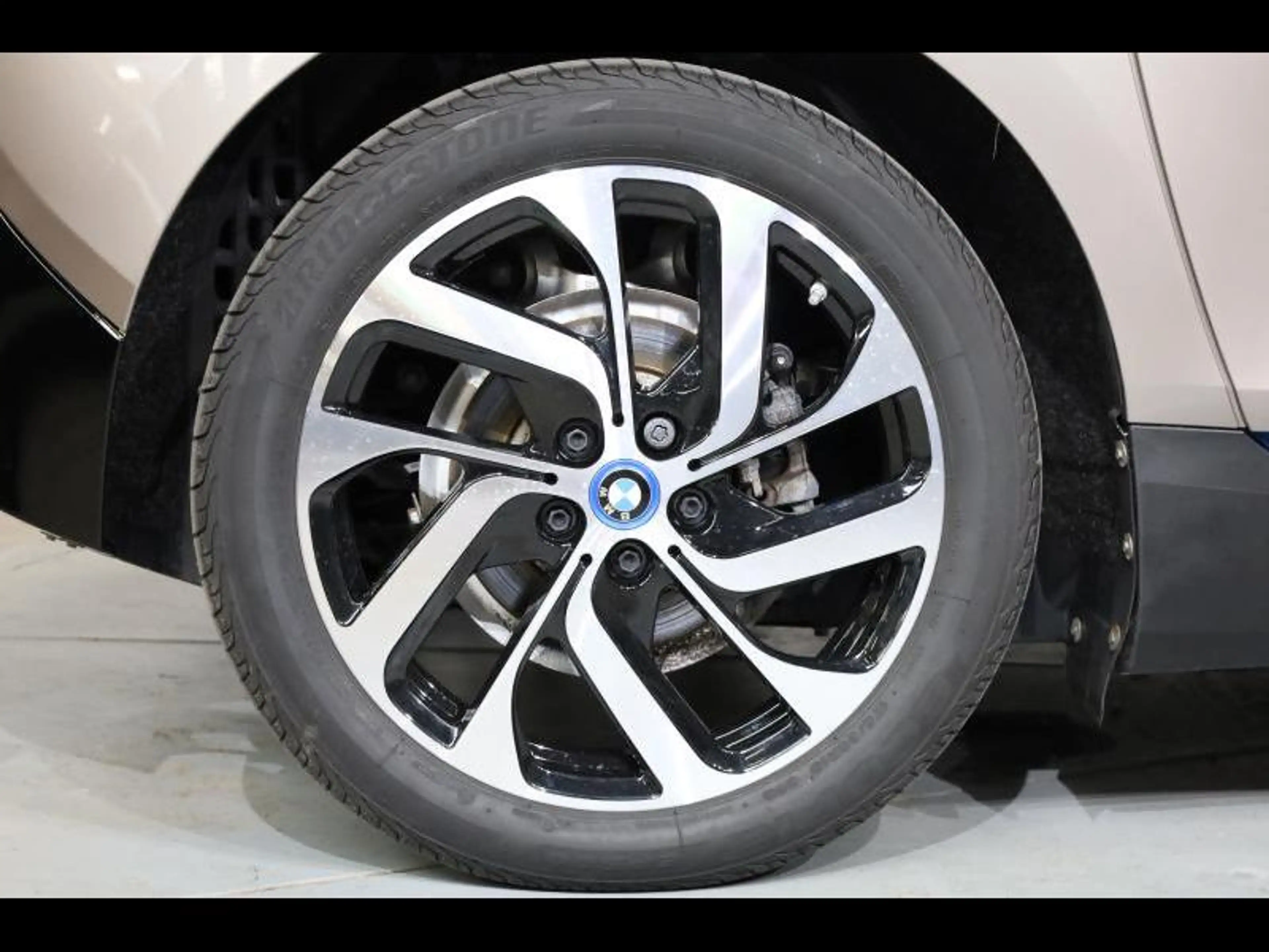 BMW i3 60 REX — photo 4