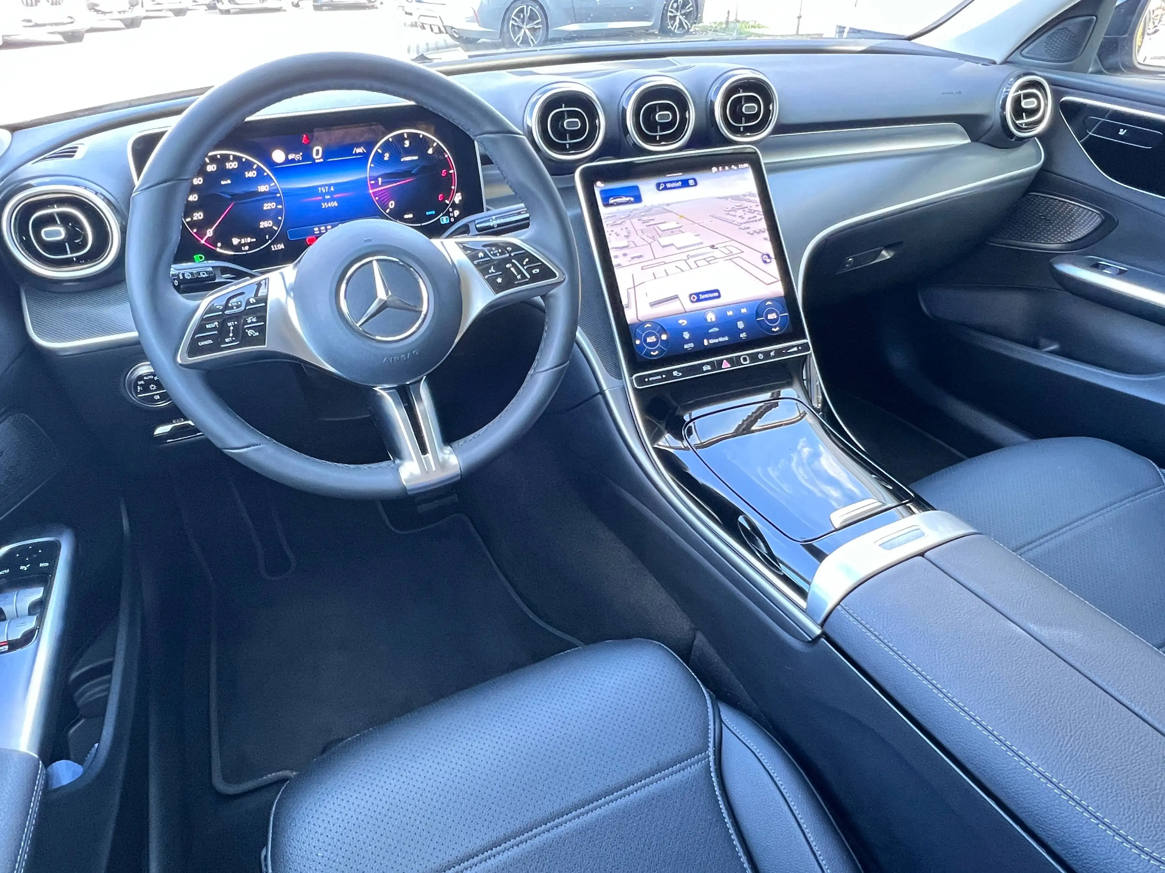 Mercedes-Benz C 200 Td LED Kamera 2xPDC Navi Lenkrad beheizt Avantga — photo 10