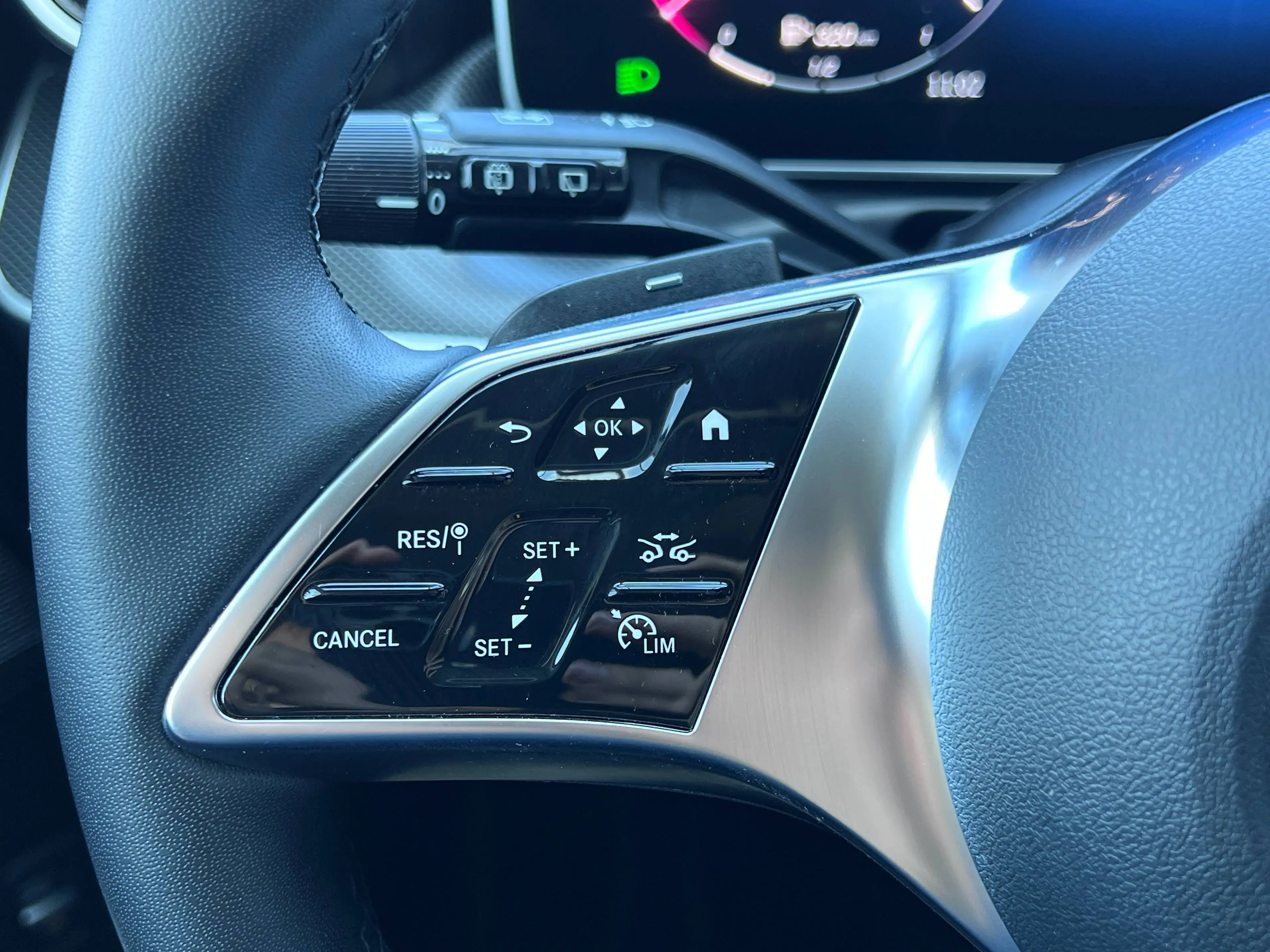 Mercedes-Benz C 200 Td LED Kamera 2xPDC Navi Lenkrad beheizt Avantga — photo 8