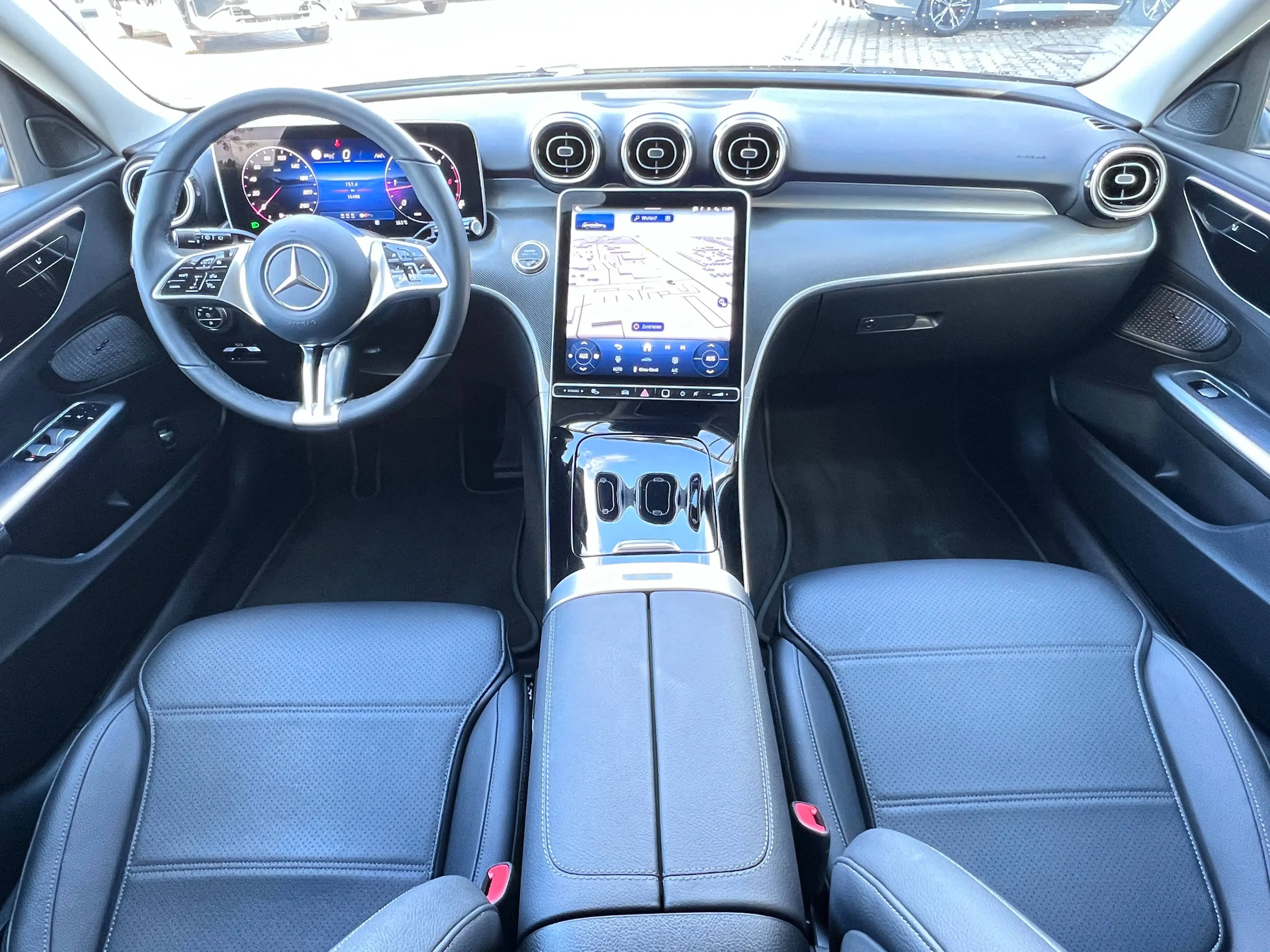 Mercedes-Benz C 200 Td LED Kamera 2xPDC Navi Lenkrad beheizt Avantga — photo 11