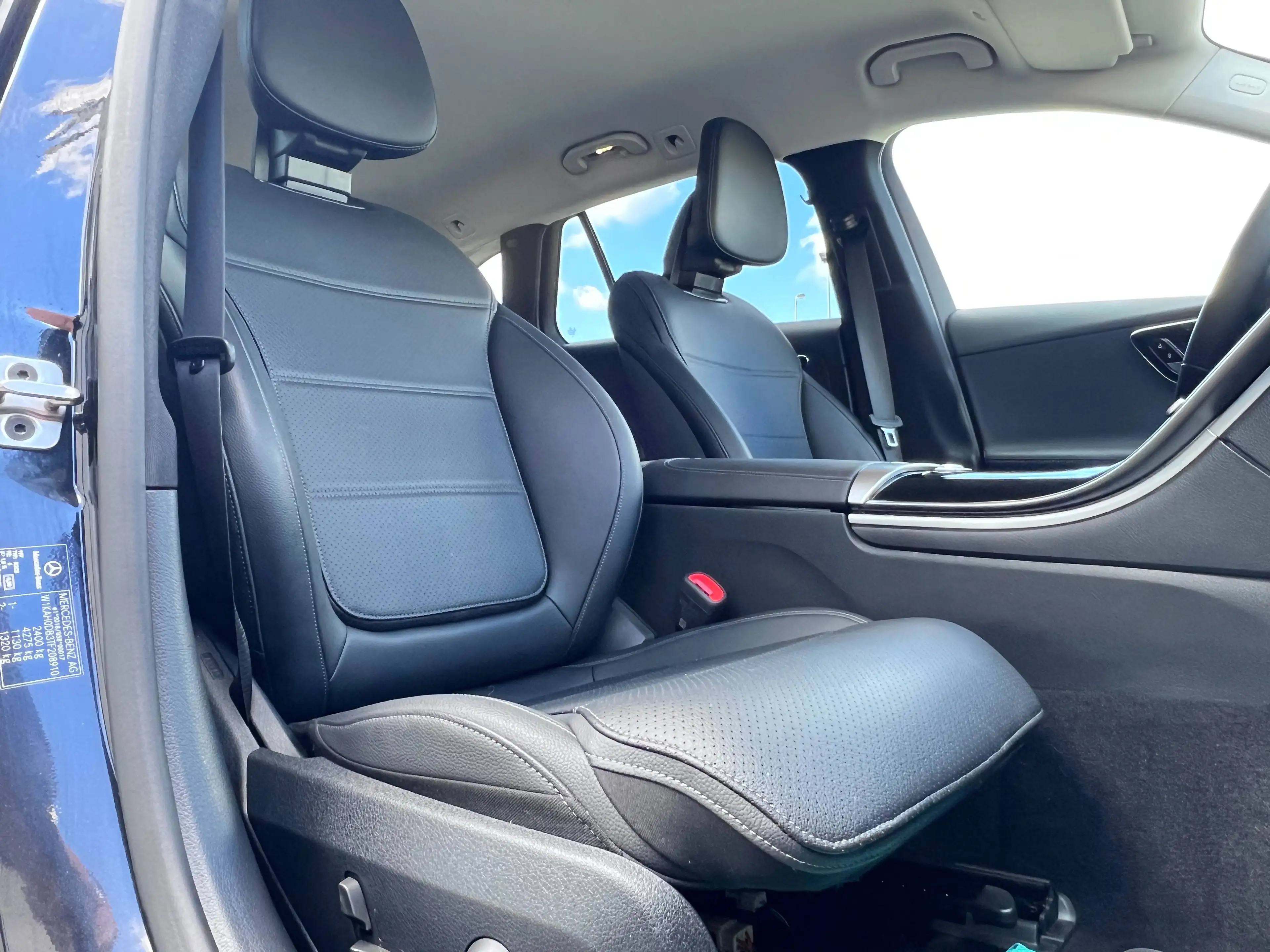 Mercedes-Benz C 200 Td LED Kamera 2xPDC Navi Lenkrad beheizt Avantga — photo 12