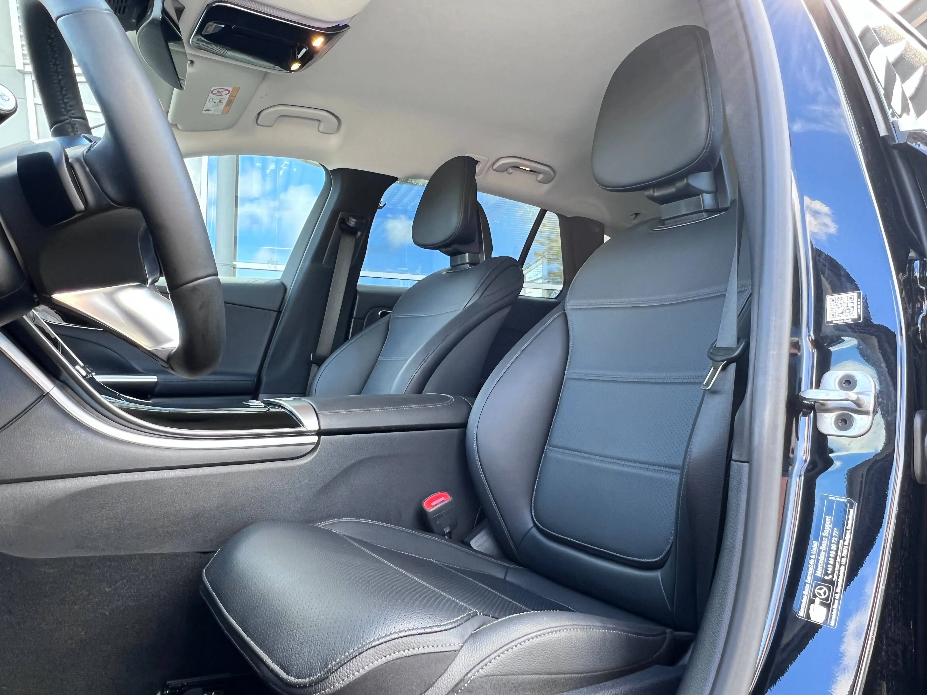 Mercedes-Benz C 200 Td LED Kamera 2xPDC Navi Lenkrad beheizt Avantga — photo 6