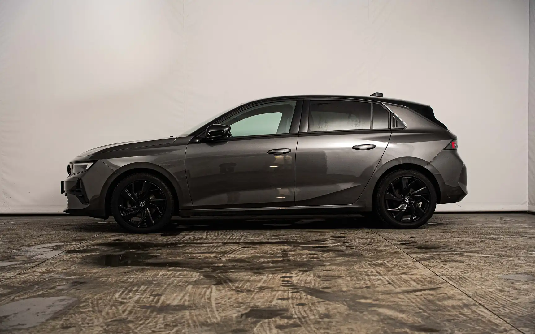 Opel Astra 1.2 Turbo GS S/S Szary - 2