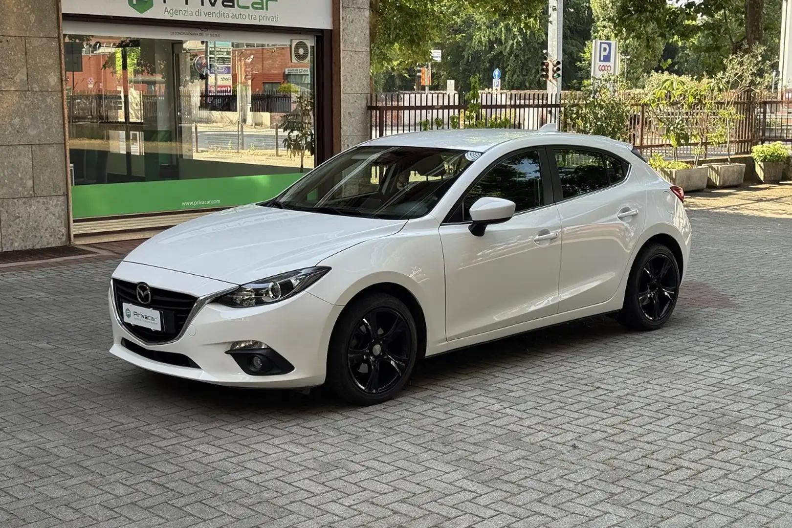 Mazda 3 Mazda3 1.5 Skyactiv-G Evolve Bianco - 1