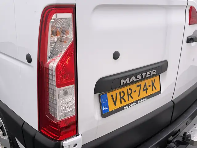 Renault Master view 13